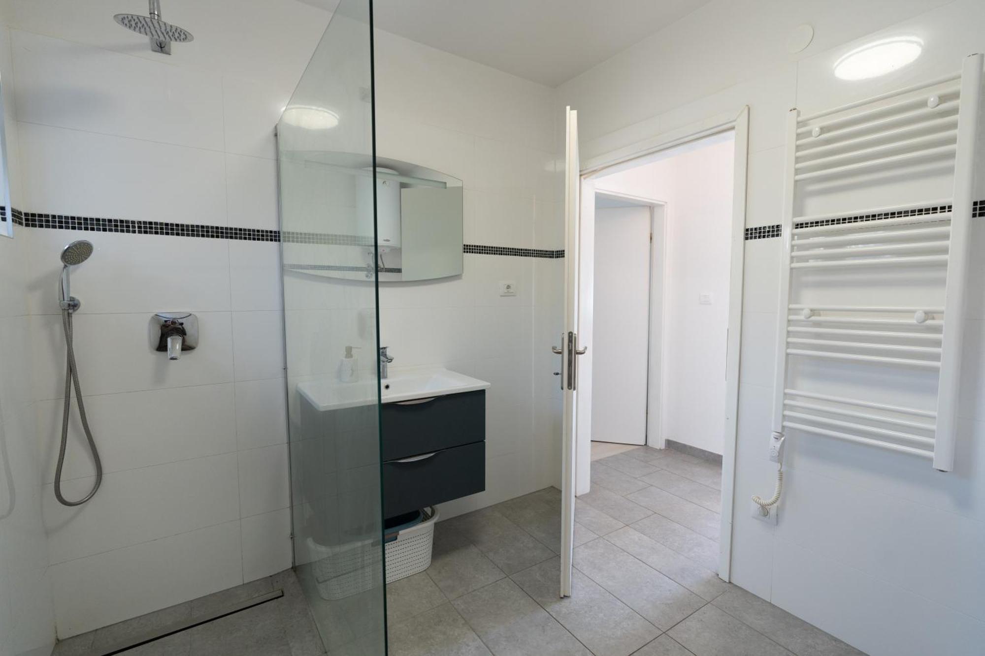 Two-Bedroom Apartment Rea In Rovinj Luaran gambar