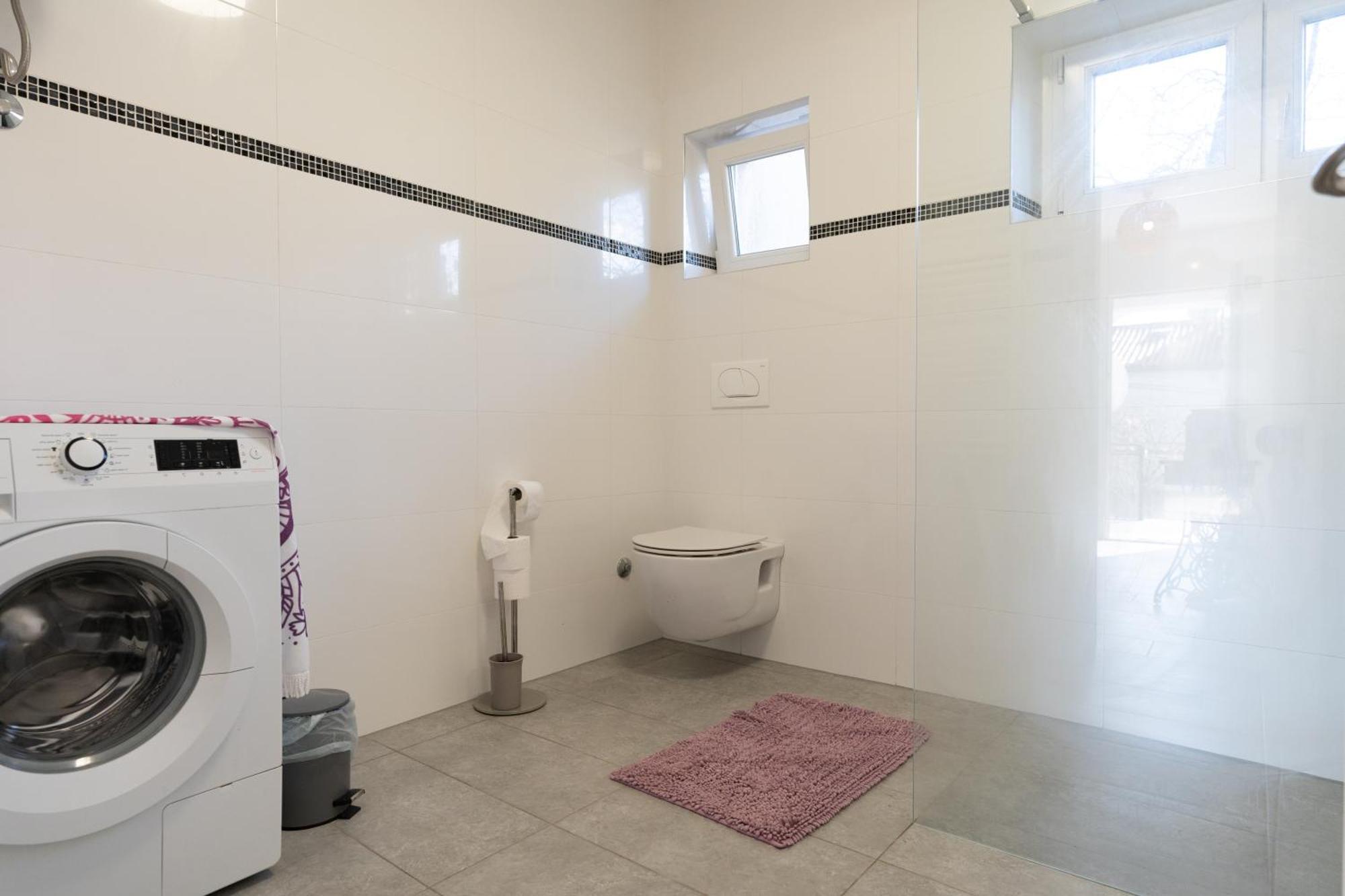 Two-Bedroom Apartment Rea In Rovinj Luaran gambar
